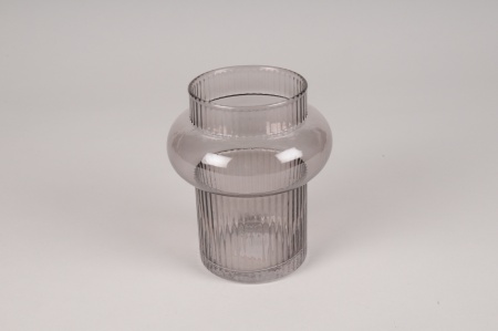 Vase en verre strié fumé gris D12cm H14cm