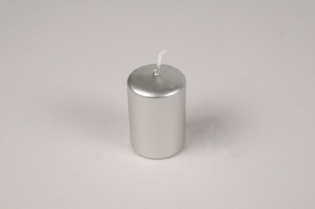 Boîte de 16 bougies cylindres argent D4cm H6cm