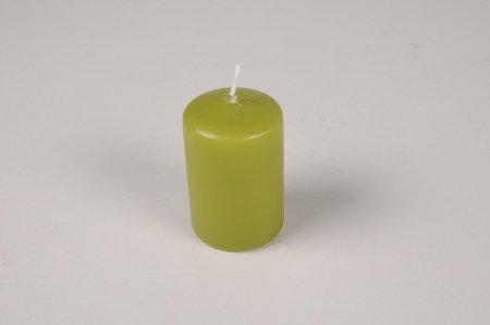 Boîte de 24 bougies cylindres vert olive D4cm H6cm