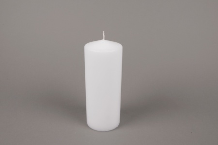 Boîte de 6 bougies cylindres blanches D8cm H20cm