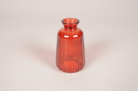 Vase bouteille en verre rouge D6.5cm H11cm
