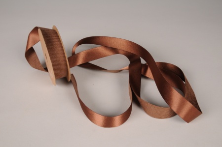 Ruban de velours marron 25mm x 8m
