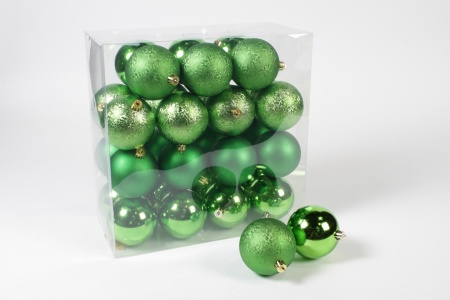 Boite de 32 boules en plastique vert D8cm