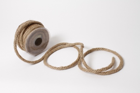 Rouleau de corde de jute naturel 8mm x 9.5m