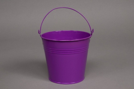 Seau en zinc violet  D6cm H5,5cm